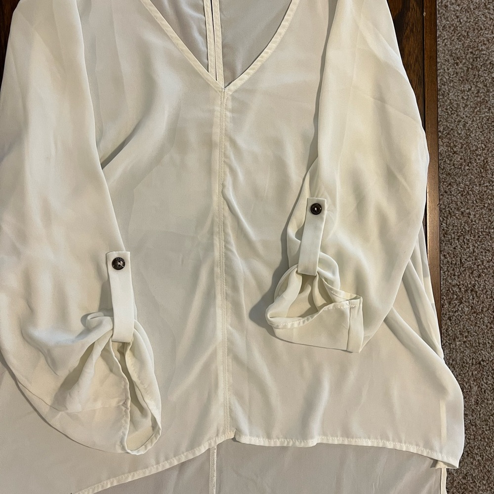Lush White Sheer Long Sleeve Buttoned High-Low Blouse Size Small/Medium